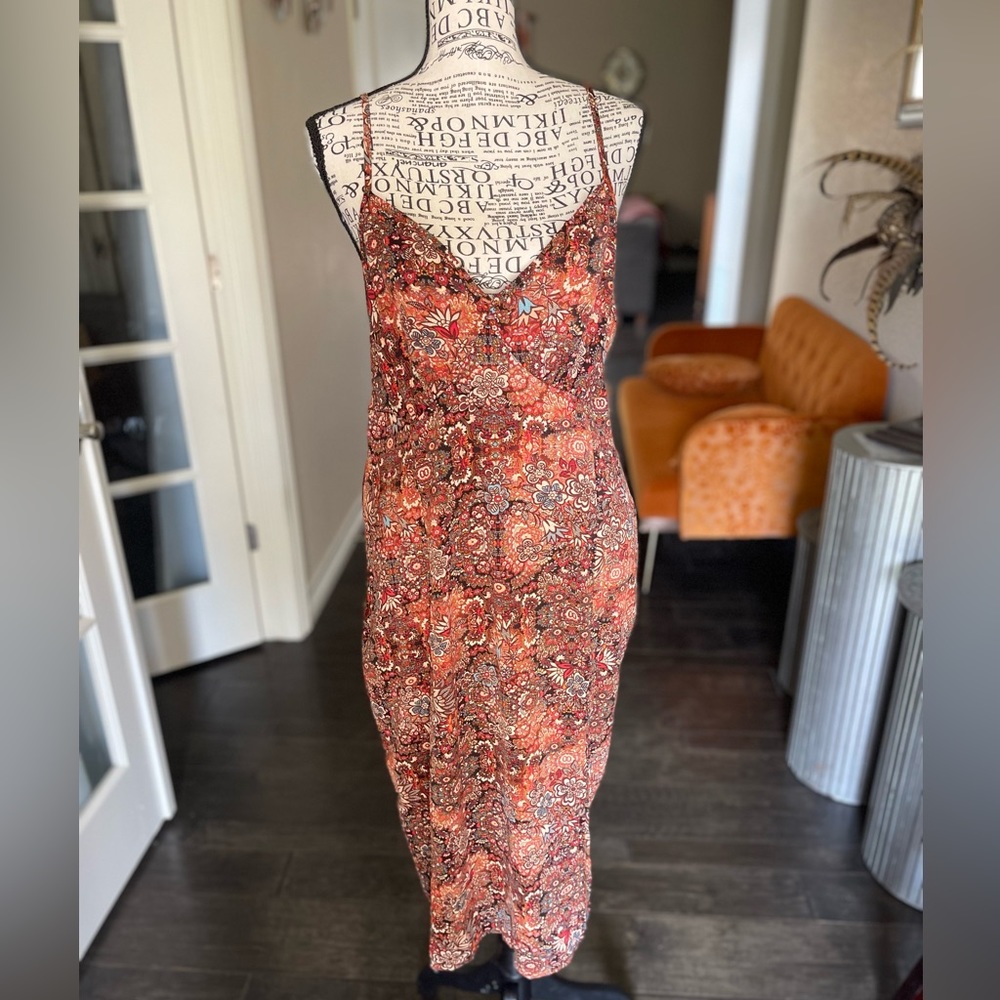 ❗️PRICE DROP❗️Brown midi spaghetti strap dress with thigh slit, size XL